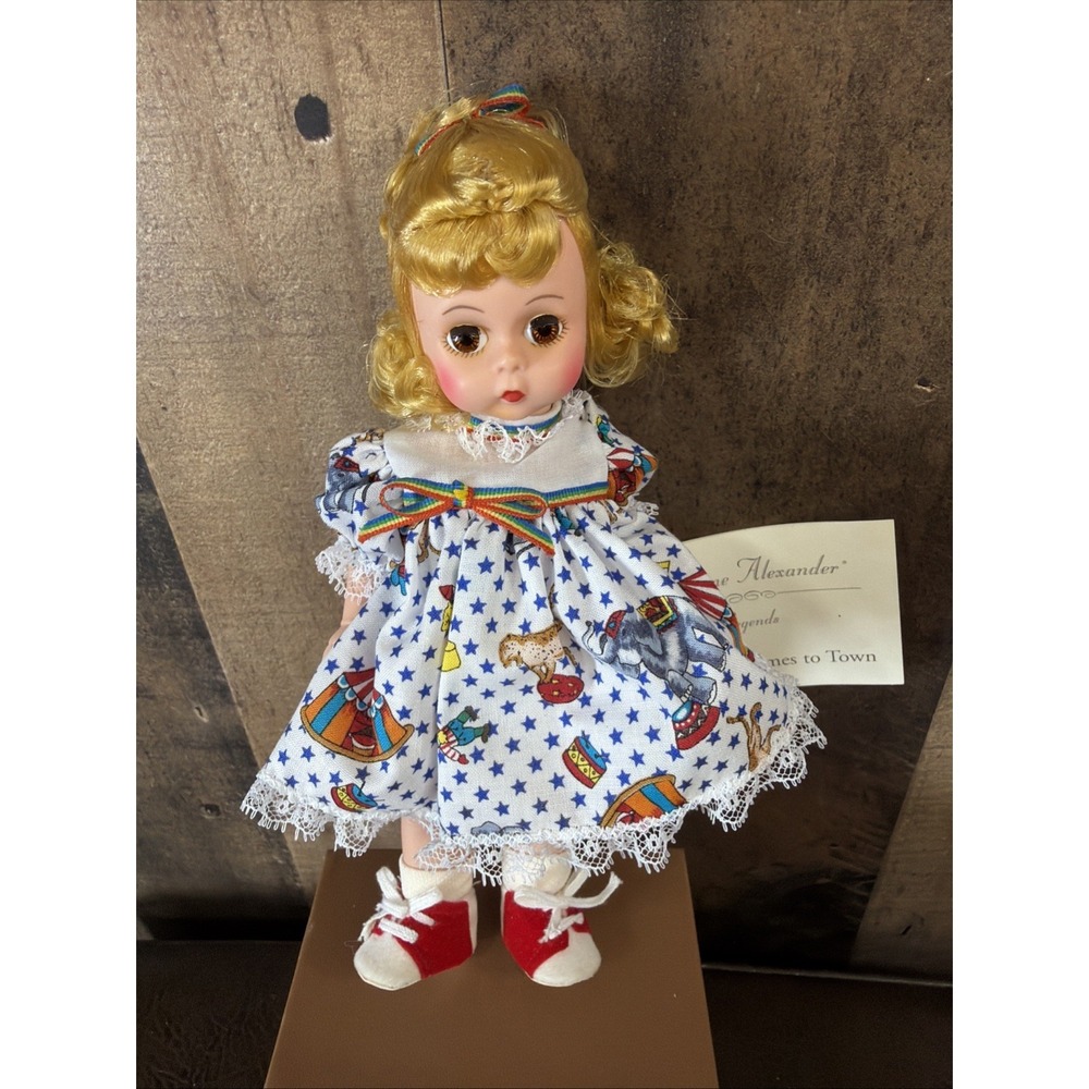 Vintage 1996 Madame Alexander #12819 Wendy Goes To The Circus 8" Doll W/ ORG Box